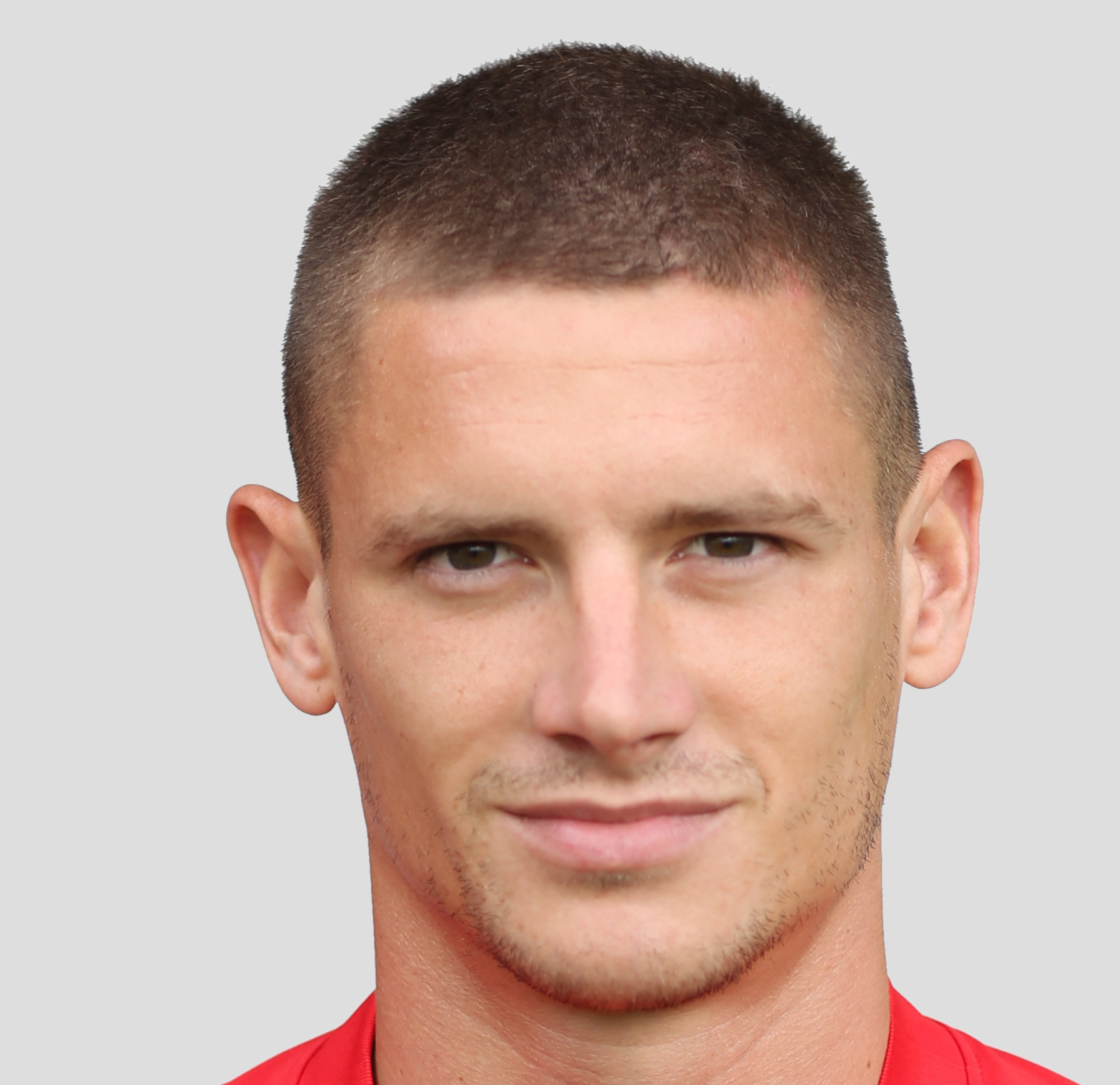 https://img.gzjydf.com/img/football/player/b4e4329b846a355a66f3e83626b2a86a.jpg